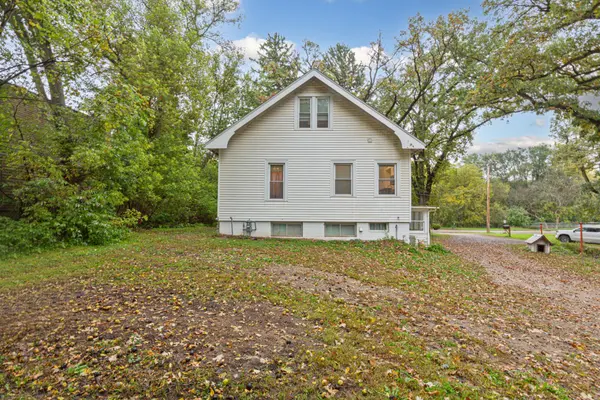 1030 Willow ST, Faribault, MN 55021