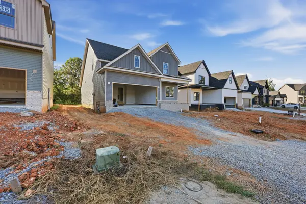 341 Wesson Dr, Clarksville, TN 37043