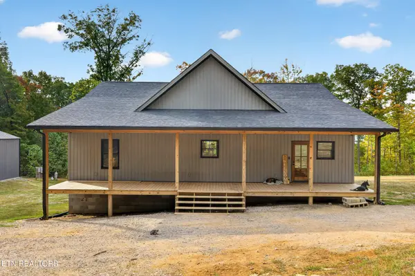 715 Crab Mountain Rd, Jamestown, TN 38556