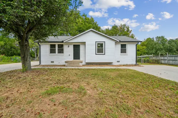 206 Tarrytown Dr, Smyrna, TN 37167