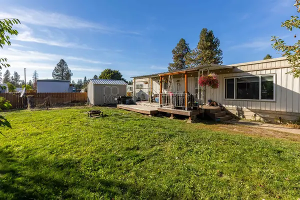 40414 N Newport #34 Hwy ##34, Elk, WA 99009