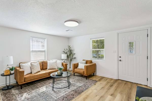 1916 S Mosley, Wichita, KS 67211