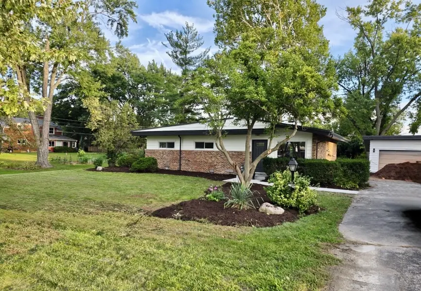 La Grange Highlands, IL 60525
