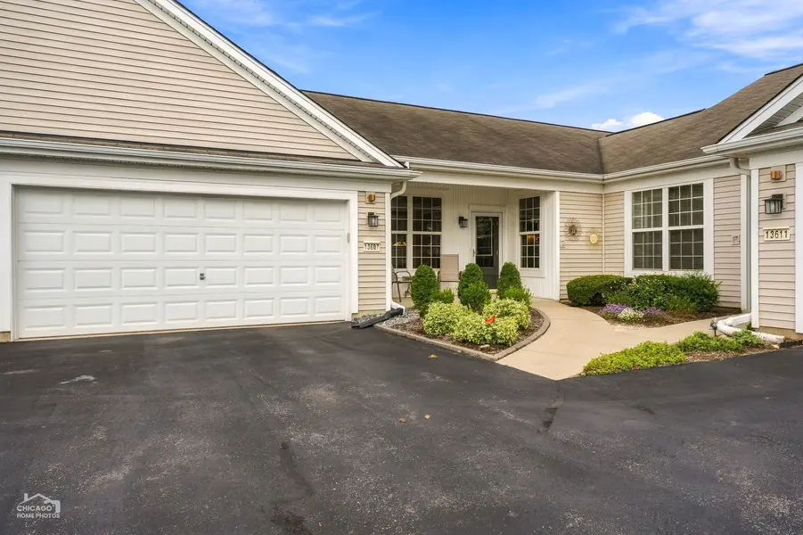 13607 Hemlock RD, Huntley, IL 60142