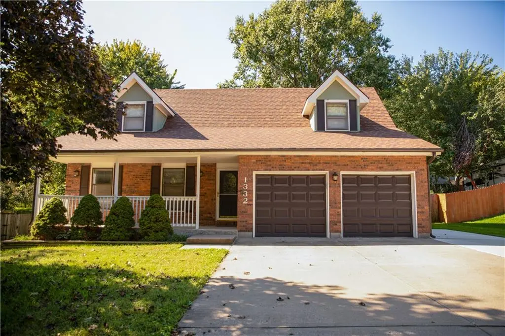 1332 Campbell AVE, Liberty, MO 64068