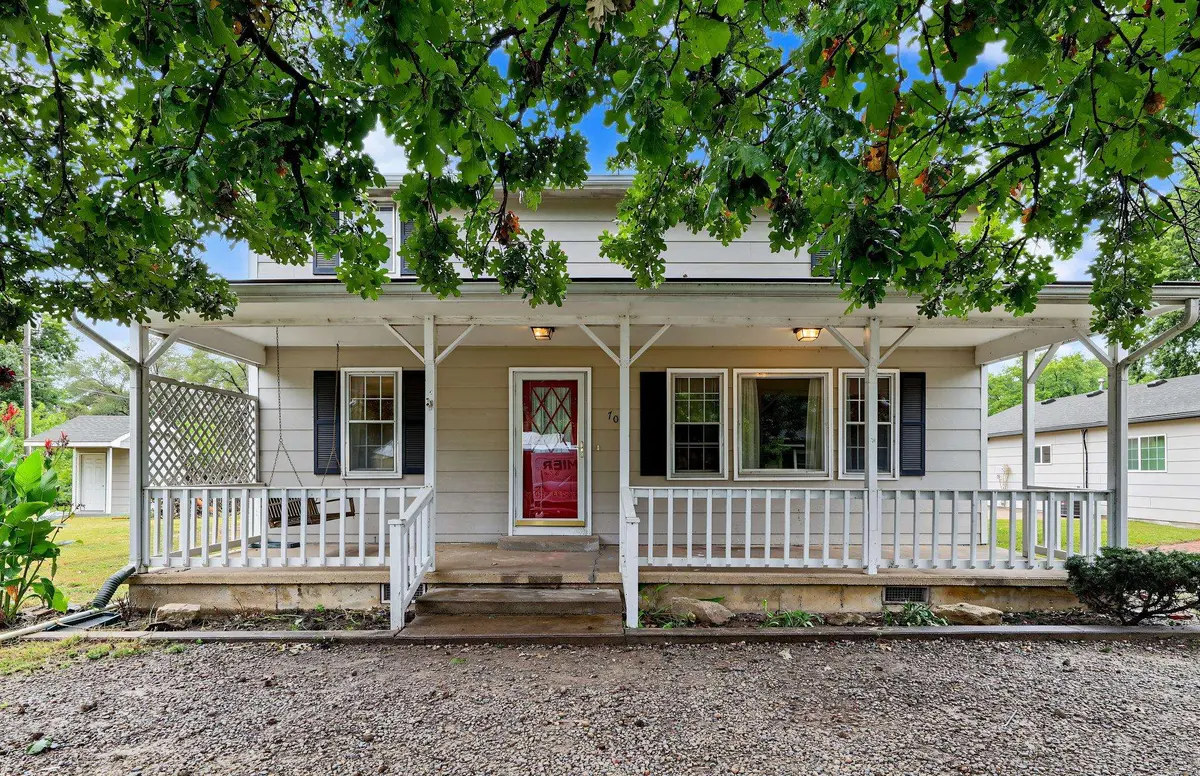 705 S College, Mulvane, KS 67110