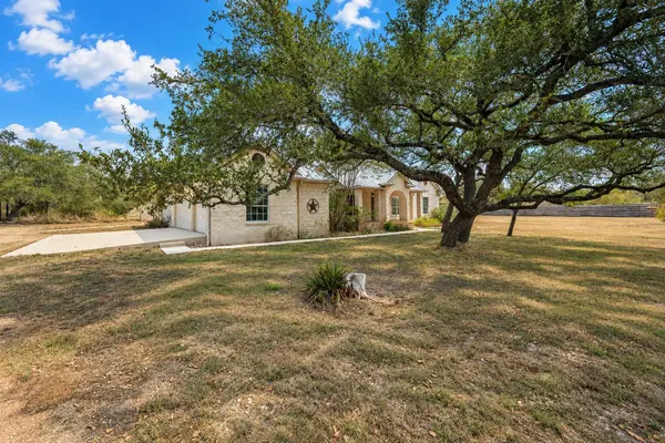 1211 Quail Ridge DR, Dripping Springs, TX 78620