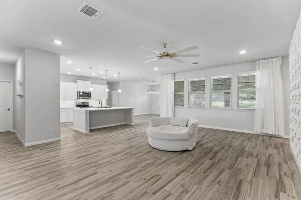 192 Tom Kite DR, Burnet, TX 78611