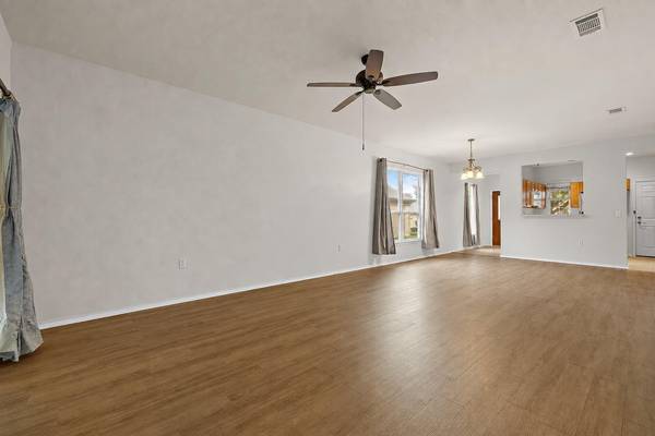 108 Farm Hill DR, Georgetown, TX 78633