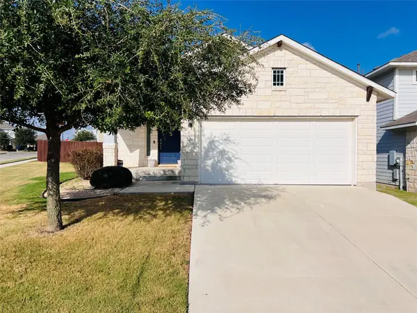 201 Oakstone DR, Georgetown, TX 78628