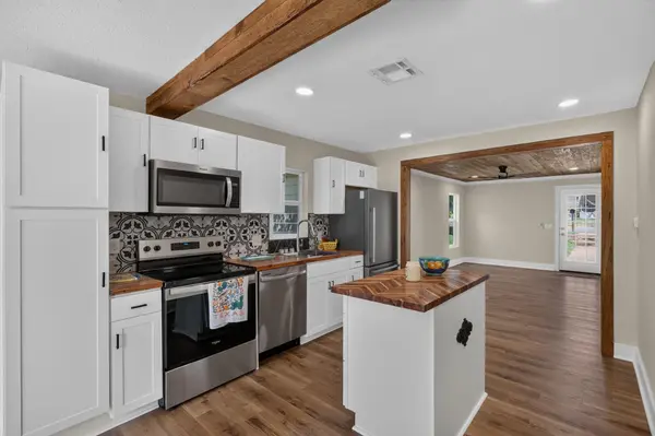 1109 Hickory ST, Llano, TX 78643