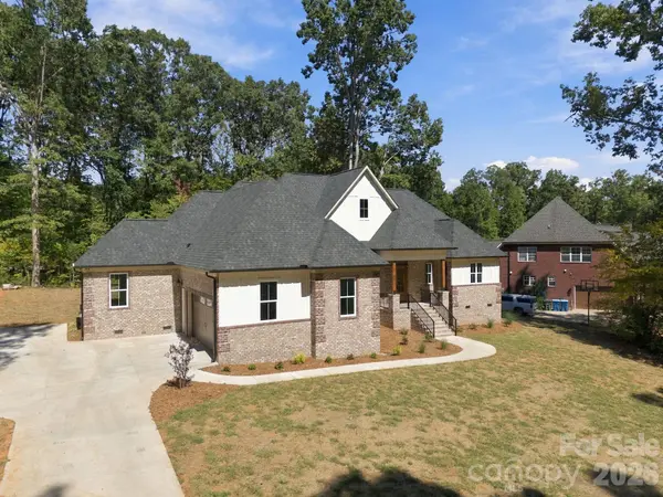 207 Kingsbridge RD, Salisbury, NC 28144