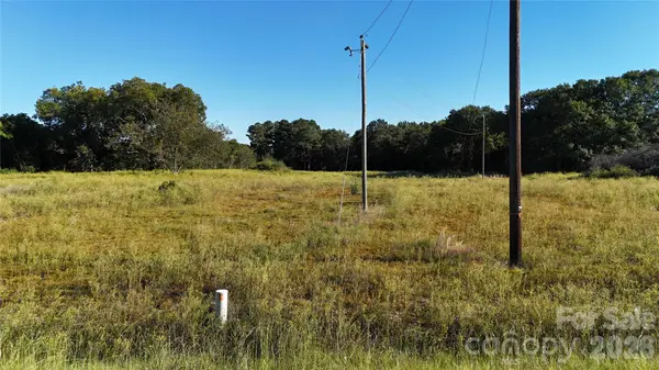 130 Myers DR, Candor, NC 27229