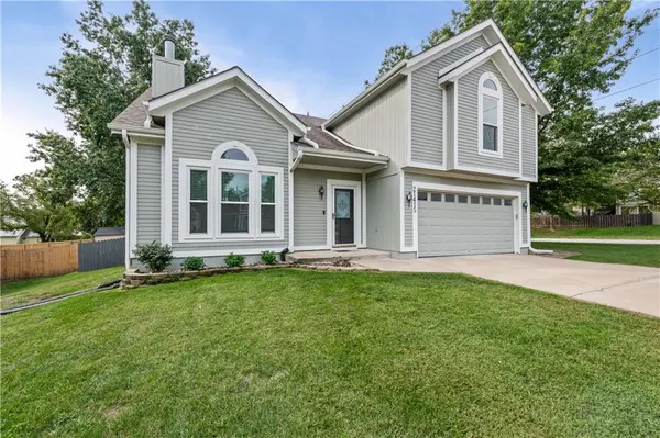 21415 W 52nd ST, Shawnee, KS 66218