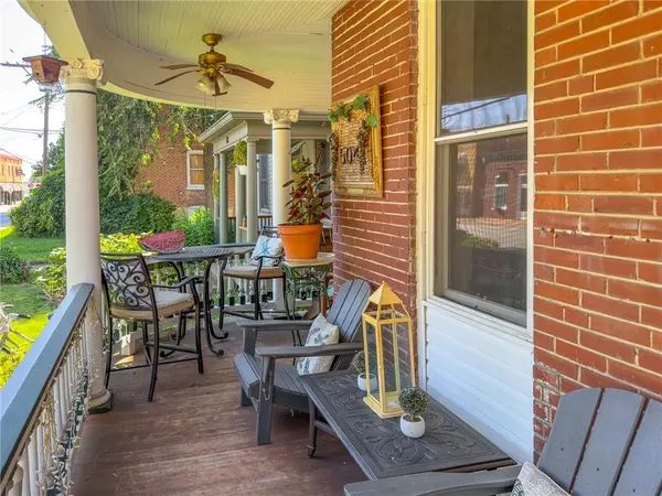 504 W 5th ST, Washington, MO 63090