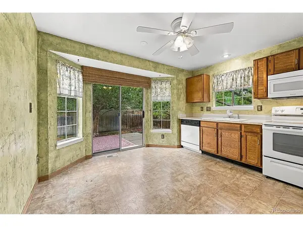 5627 S SIMMS, Littleton, CO 80127