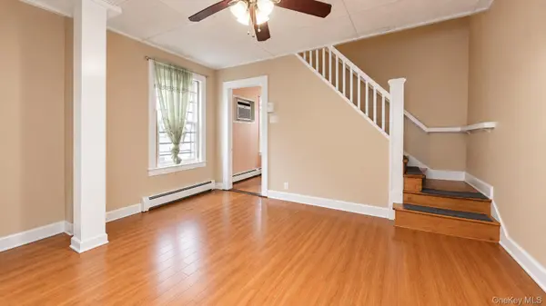 11142 114th ST, South Ozone Park, NY 11420