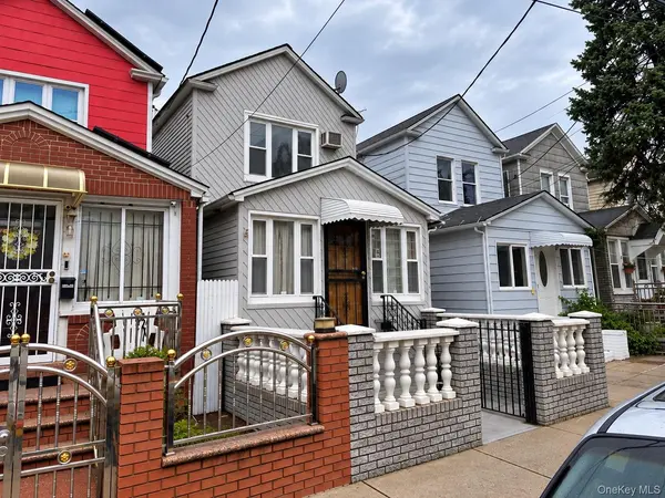 11142 114th ST, South Ozone Park, NY 11420