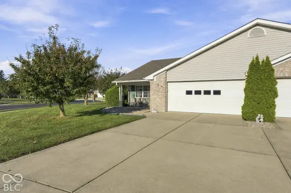 5650 Spring Mist CIR, Indianapolis, IN 46237