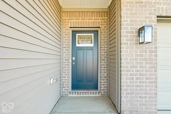 1093 Blackstone AVE, Franklin, IN 46131