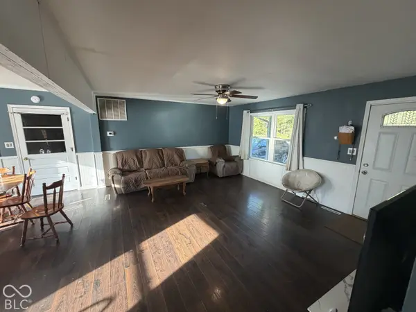 280 9th ST NW, Linton, IN 47441