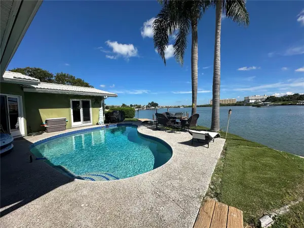502 PALM DR, Largo, FL 33770