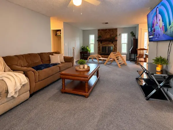 8284 APPLE ORCHARD RD, Spring Hill, FL 34606