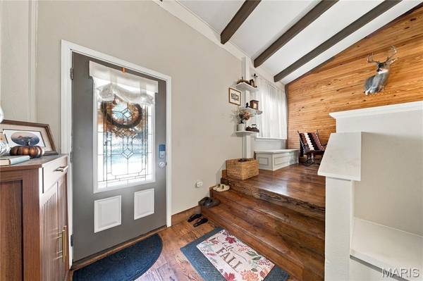 1 Timber LN, Salem, MO 65560