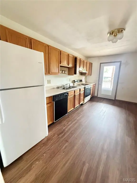 901 GEORGETOWNE DR, O'fallon, IL 62269