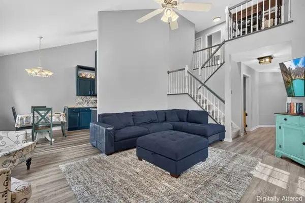 11199 Douglas AVE, Huntley, IL 60142