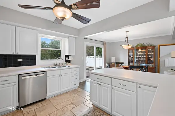 2257 Woodland CIR, Naperville, IL 60565