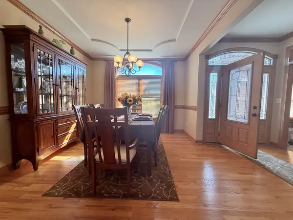 375 ANDOVER DR, Oswego, IL 60543
