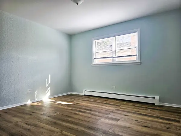 112 N 12th AVE #3, Melrose Park, IL 60160