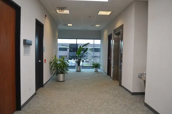 1770 Park ST #105, Naperville, IL 60563
