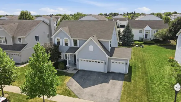3016 Monterey LN, Wadsworth, IL 60083