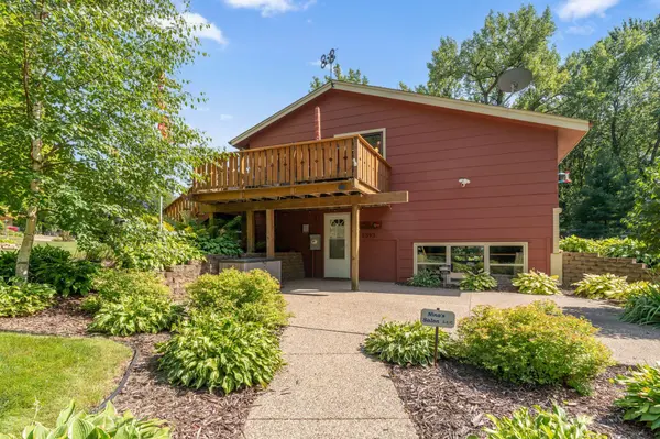 5393 Flagstaff CIR SE, Prior Lake, MN 55372