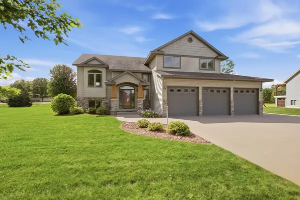 26075 Bluebird LN, Saint Cloud, MN 56301