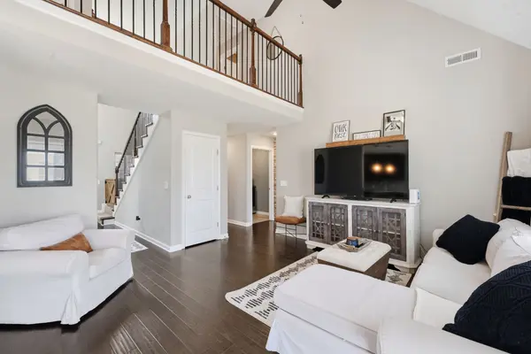 528 Long Creek Dr, Christiana, TN 37037