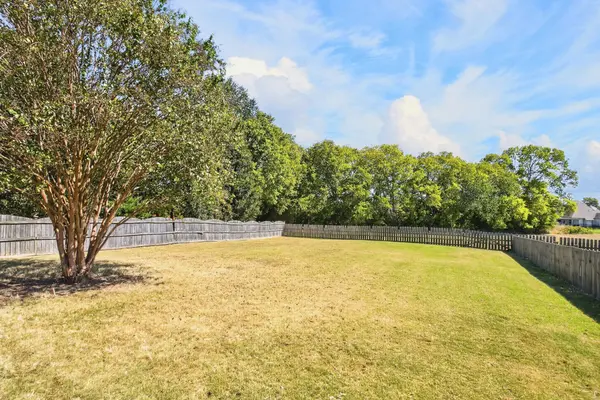 677 Starpoint Dr, Gallatin, TN 37066