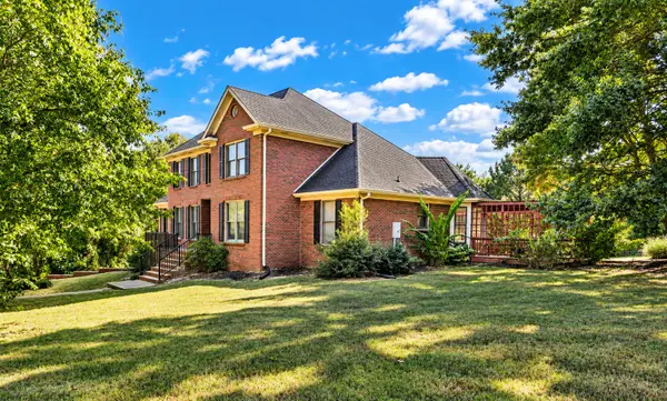 4810 Saint Andrew Ct, Clarksville, TN 37043