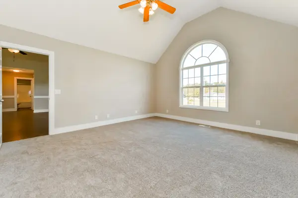 340 Green Grass Way, Manchester, TN 37355