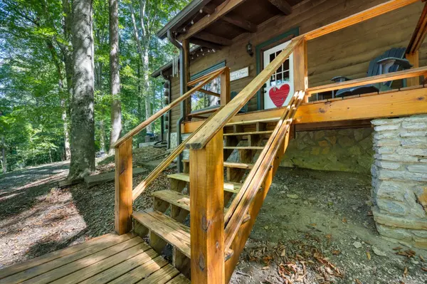 600 Hogans Branch Rd, Hendersonville, TN 37075