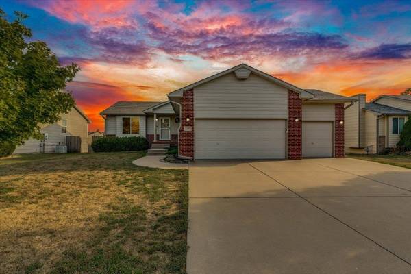 2407 E Kite St., Wichita, KS 67219