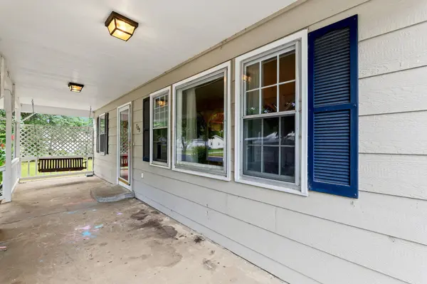 705 S College, Mulvane, KS 67110