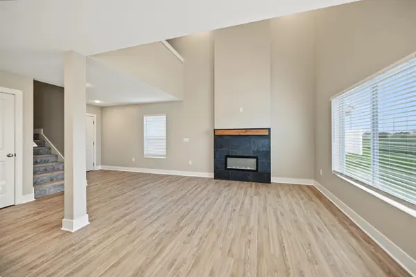 1226 Steve Hawley Lane, Salina, KS 67401