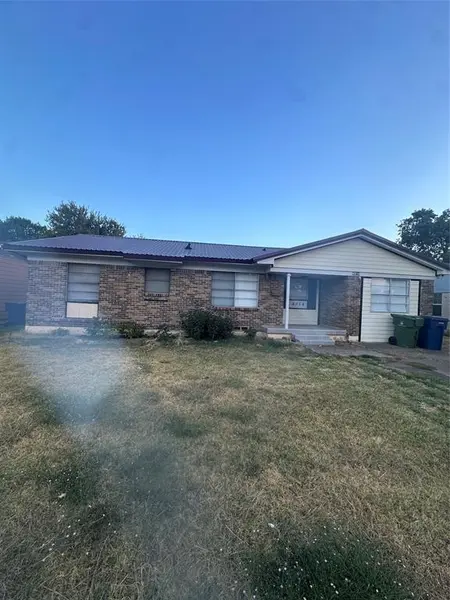 4014 W Walnut Street, Garland, TX 75042
