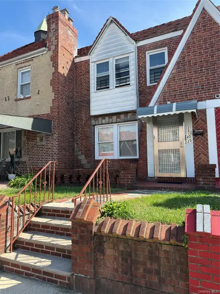 13145 225th ST, Laurelton, NY 11413
