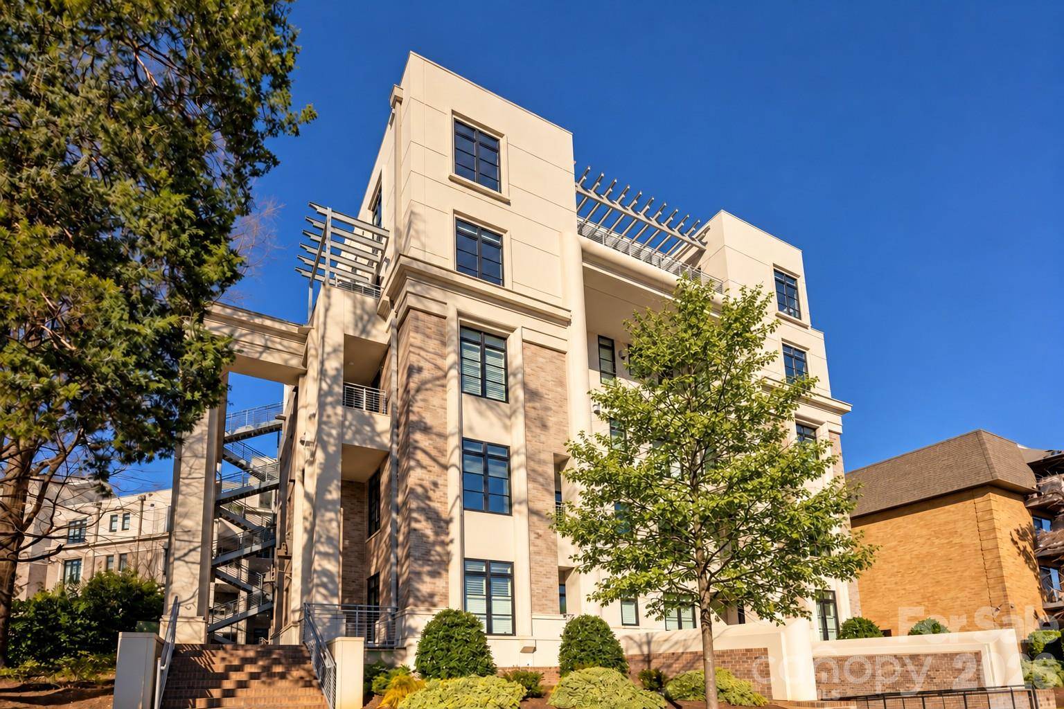 1333 Queens RD #C4, Charlotte, NC 28207