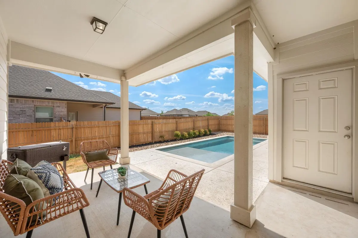 721 Paddock LN, Georgetown, TX 78626