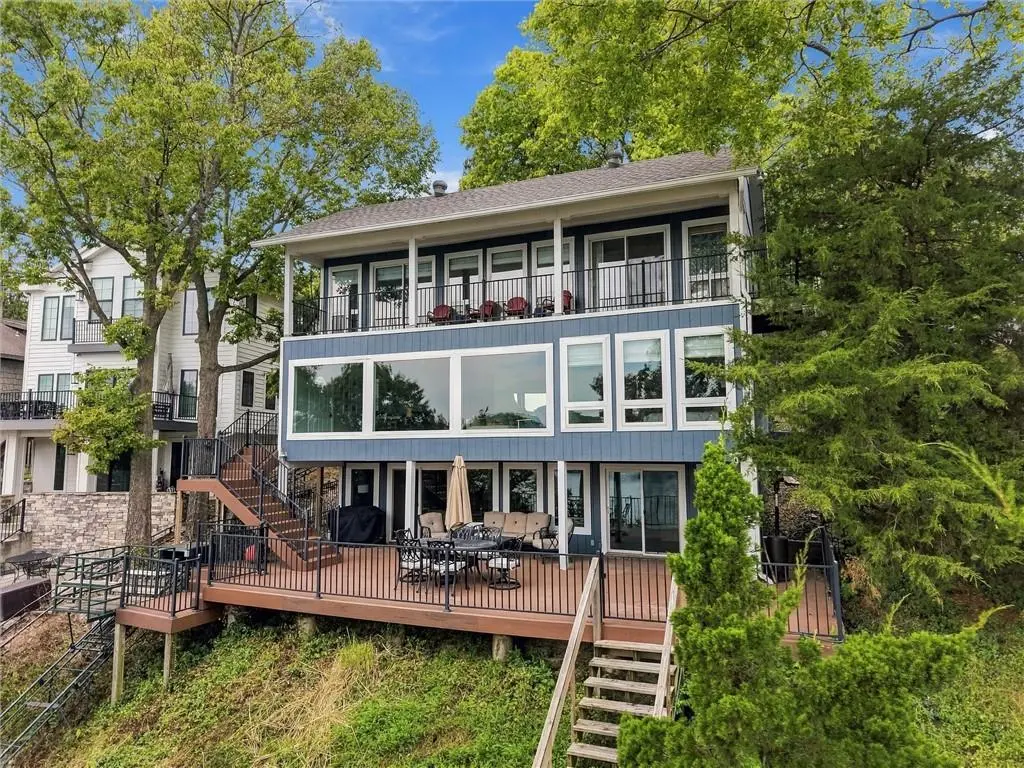113 L ST, Lake Lotawana, MO 64086